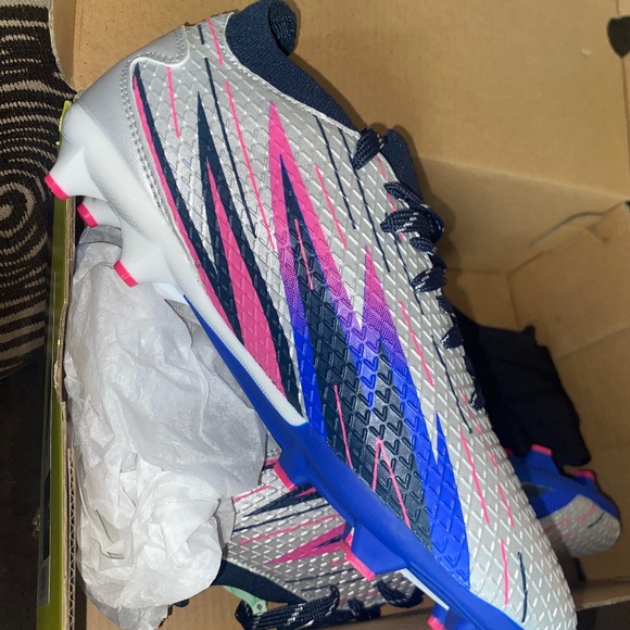 NWT soccer cleats - Picture 1 of 1